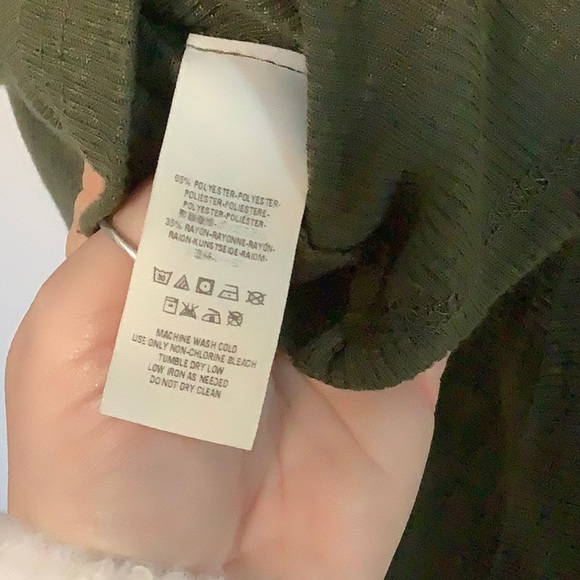 Free People flowy army green ribbed tank - Picture 6 of 6